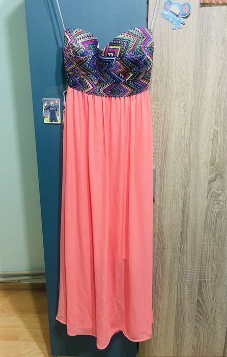 Разкошна дълга лятна рокля