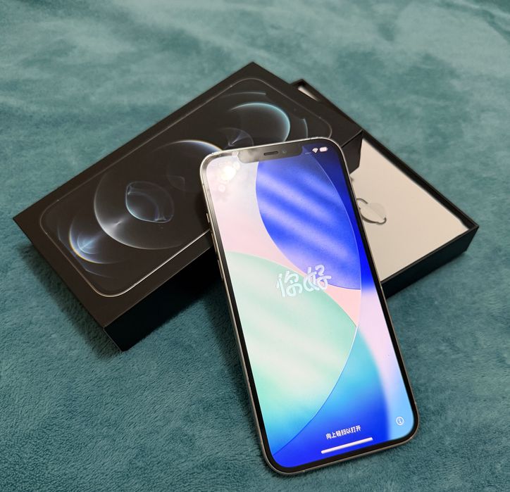 iPhone 12 Pro Max с нова батерия