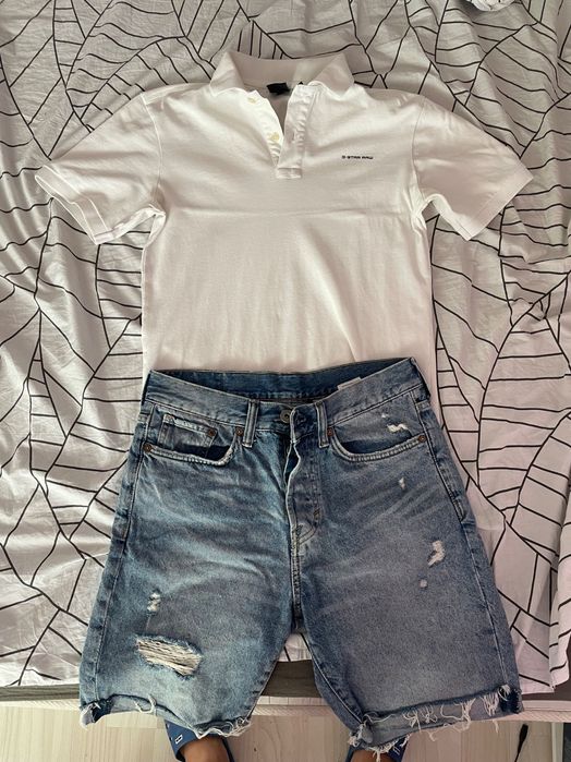 Тениска G-Star и къси дънкови панталони