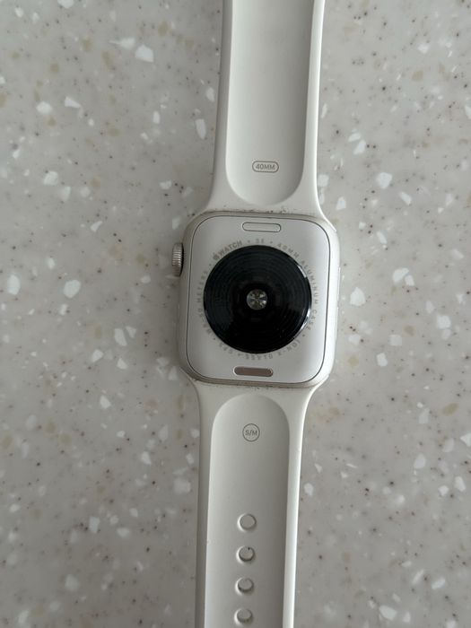 Продам Apple Watch Se 40 mm