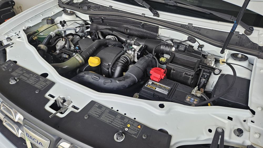 Dacia Duster Prestige 4x4 recent adus
