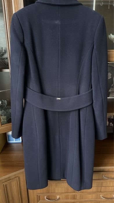 Продам пальто и платье