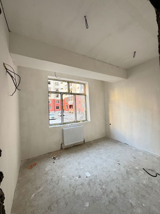 Яшнабад Новостройке продается квартира  2/1/8  45м2