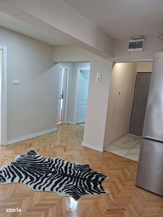 Apartament 4 camere 95 mp Central bloc anvelopat, finisat, mobilat