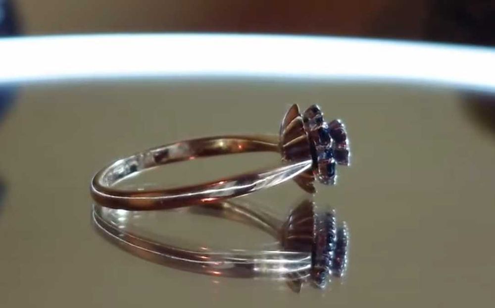 Inel vintage aur 18K cu diamant & 8 safire – mărime 51, 2,54 g