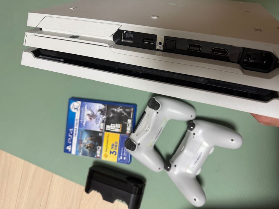 PlayStation 4 pro 1tb 17ta uyin