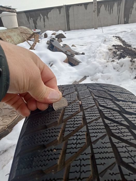 Покрышка 215/60/16