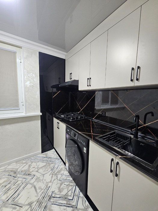 РАЗДЕЛЬКА 2/1/5.  Чиланзар 26  балкон 2×6