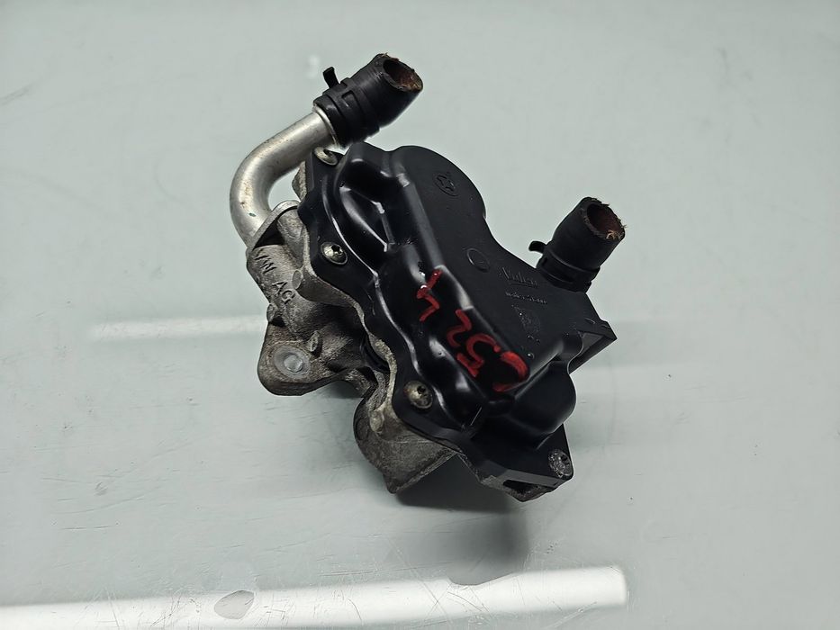 Supapa EGR AUDI A3 Sportback (8VS, 8VM) [Fabr 2013-prezent] 04L131501N
