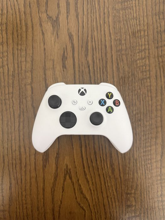 Игровой контроллер Xbox