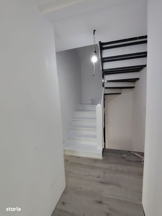 Casa 160 mp utili, 400 mp teren, Bucium