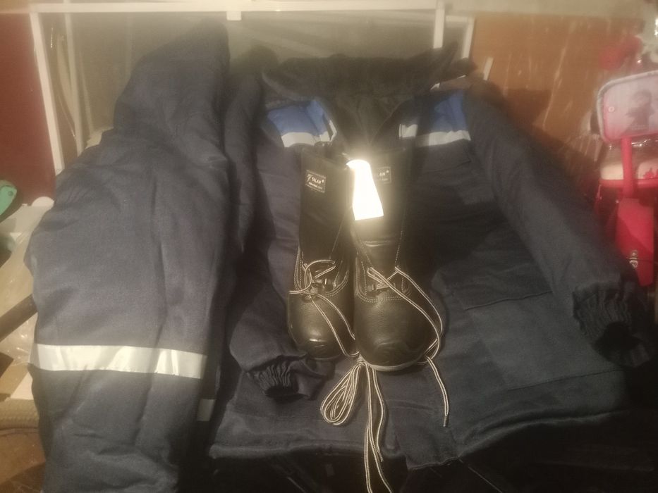 Зимние форма размер 52 берци 42