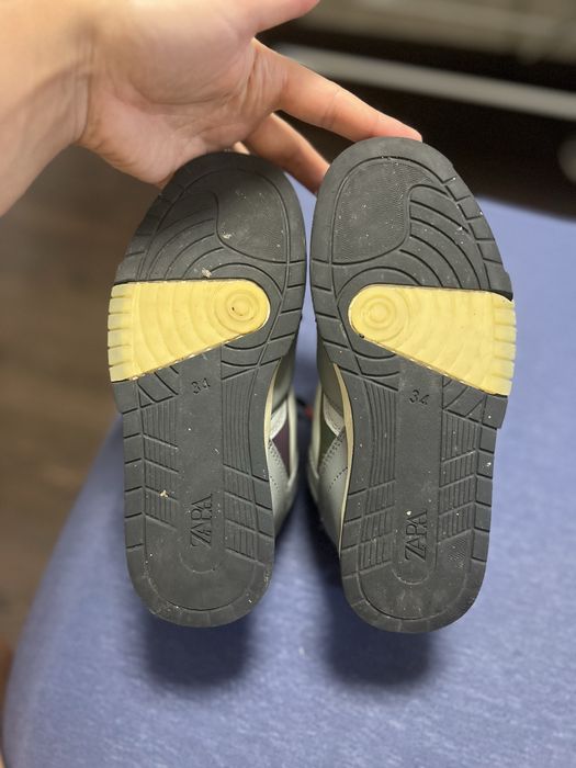 Adidasi Zara Memory Effect Issole 34
