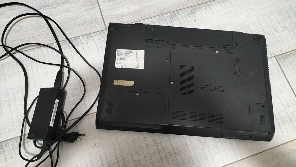 Ноутбук для запчастей