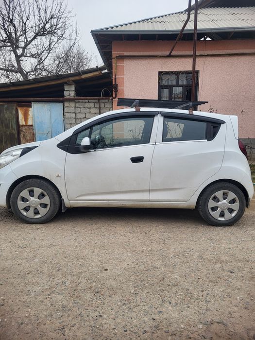 Продаётся спарк авто