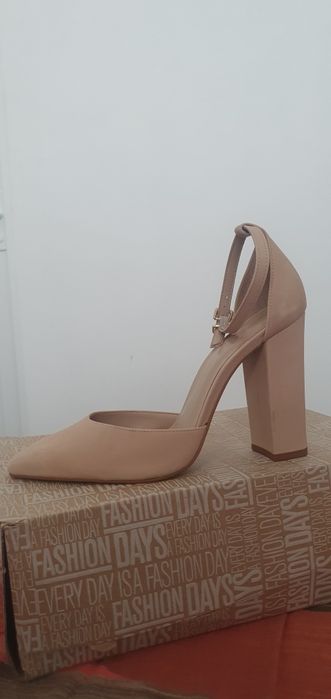 Pantofi eveniment dama marimea 39