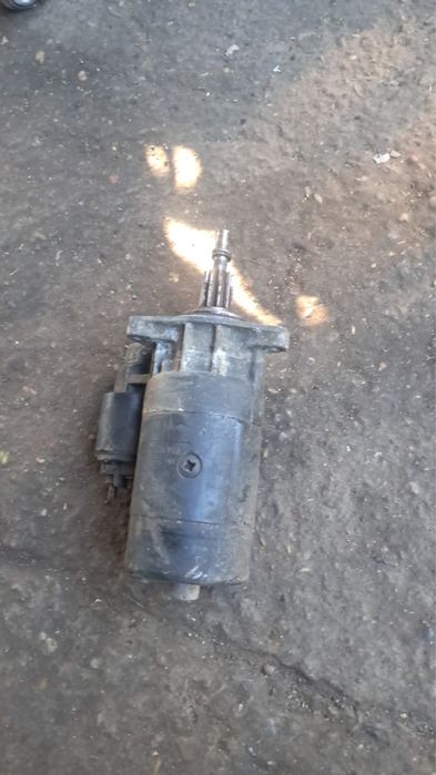 Стартер  транспортер т4 2.4