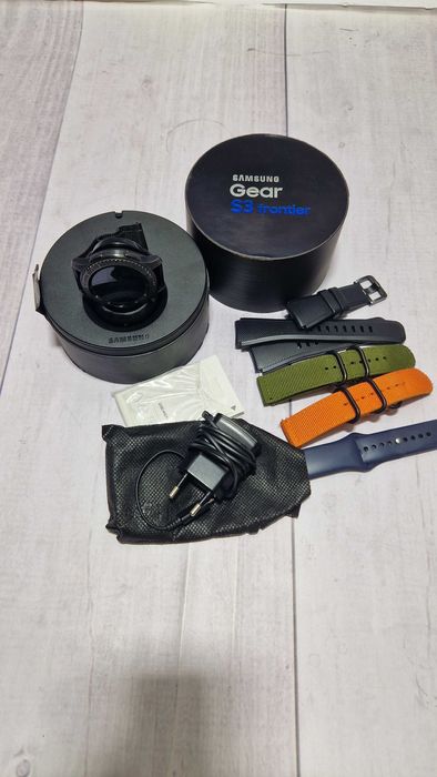 Samsung Galaxy Gear S3 Frontier - смарт часы