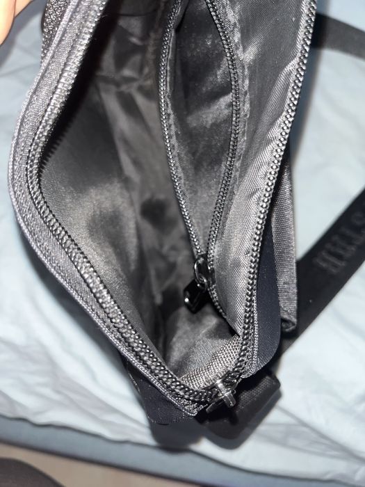 Trapstar чанта от UK