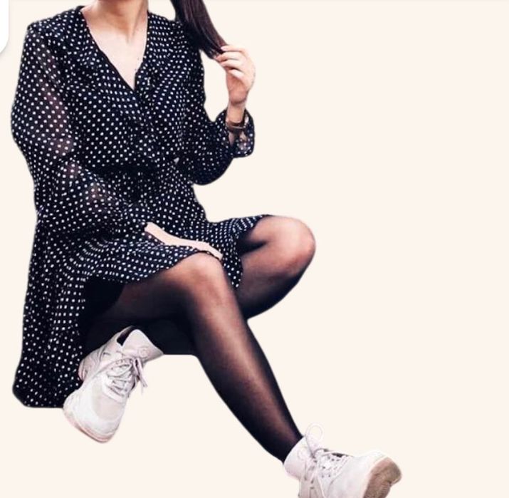 Черна рокля на точки