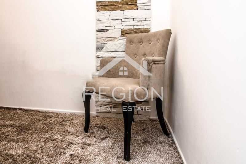 Дава се под наем Тристаен апартамент в Варна, Бриз - 100 кв.м за 850 € - Снимка #6