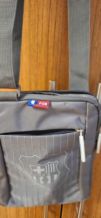 Чантичка през рамо Барселона