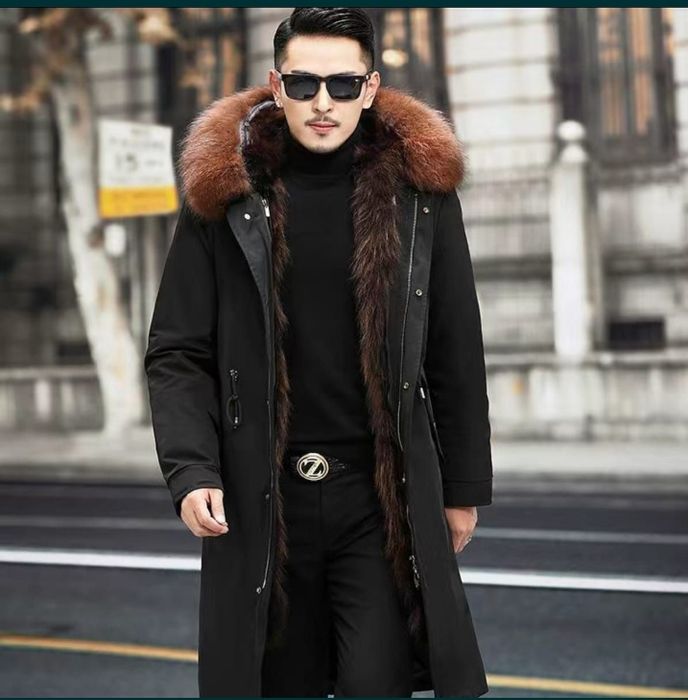 Продам парку размер 48 50