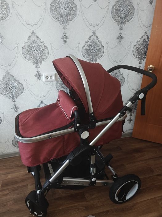 Продам коляску димесезонную