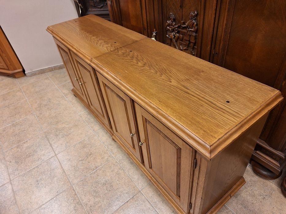 Луксозен комод, скрин, бюфет, шкаф дъб