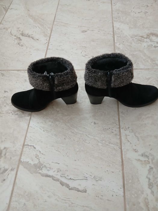 Ghete din piele culoare negru