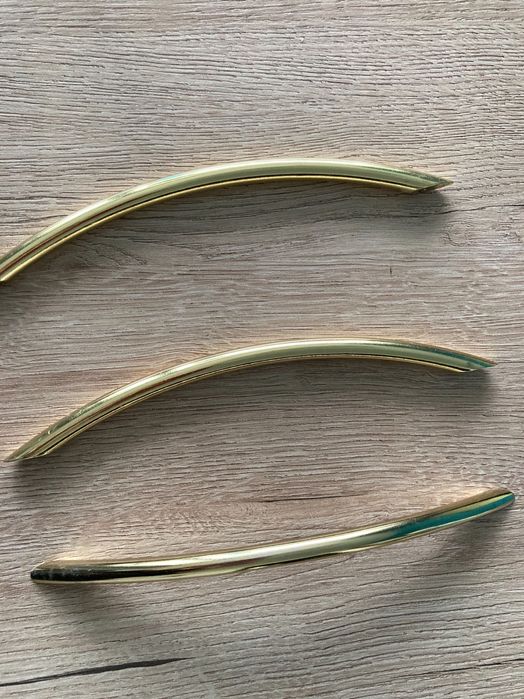 Дръжка за врата 19,2 см златиста