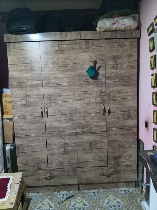 Срочно продаю -полуавтомат, шифанер, кухонный гарнитур-уголок