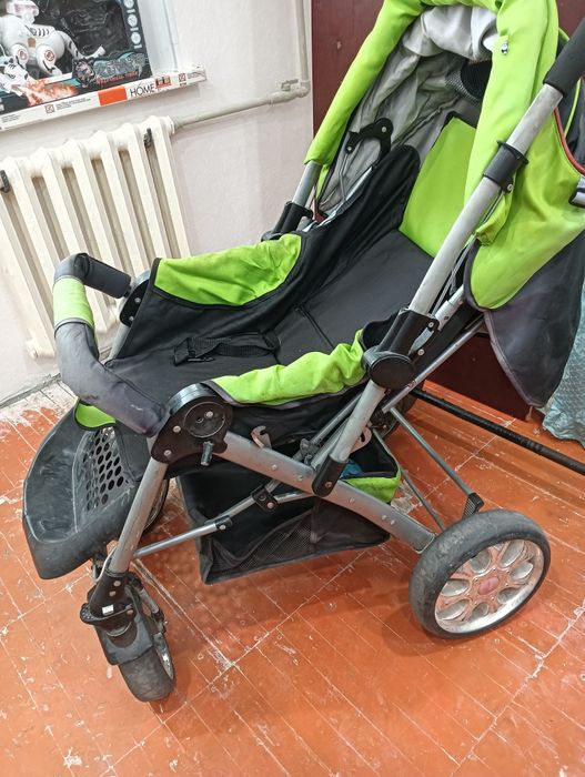 Каляска , большая.