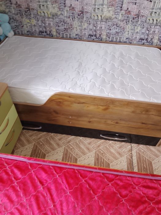Кровать в отличном состоянии