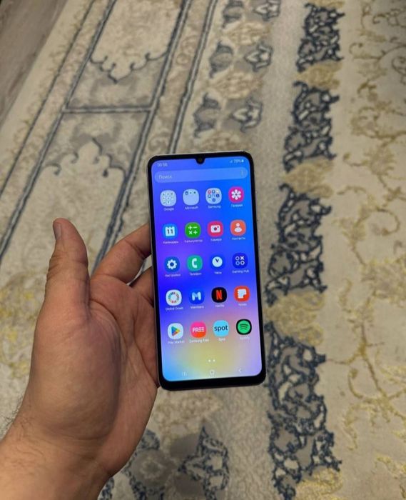 Samsung Galaxy A05 4+4/128GB Silver Original Igravoy Otlichniy 2024