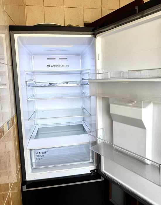 Combina frigorifica Samsung RB34C652EB1/EF