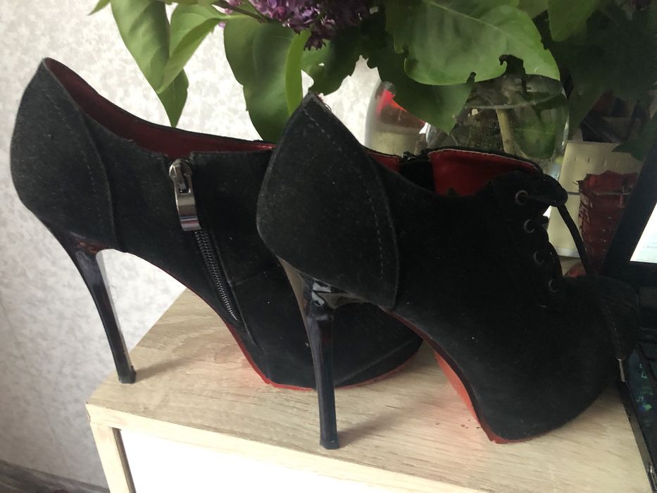 Продам ботиночки