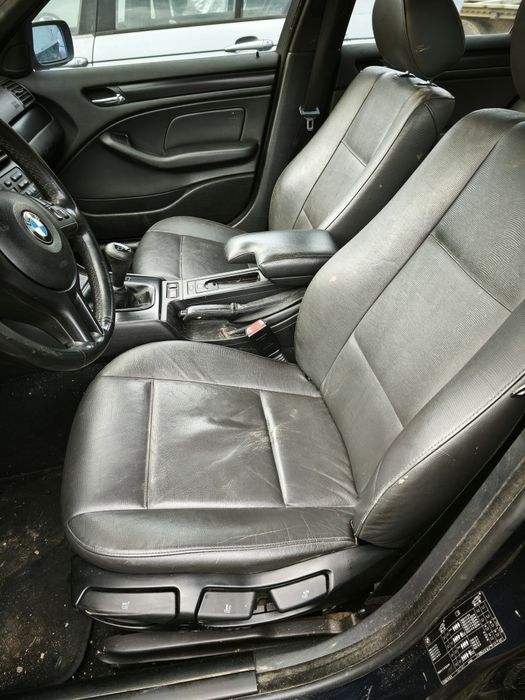 Vând plafon negru BMW e46   Sedan