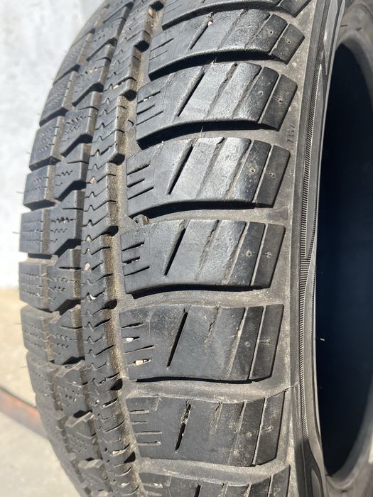 2 бр. зимни гуми 155/60/15 Vredestein 7 mm DOT 4713