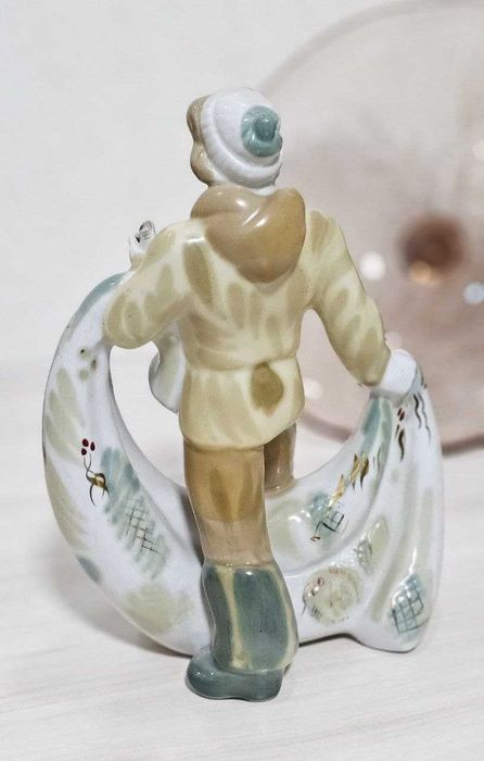 Статуэтка. Рыбак с неводом. ЗКХ 1970 е.