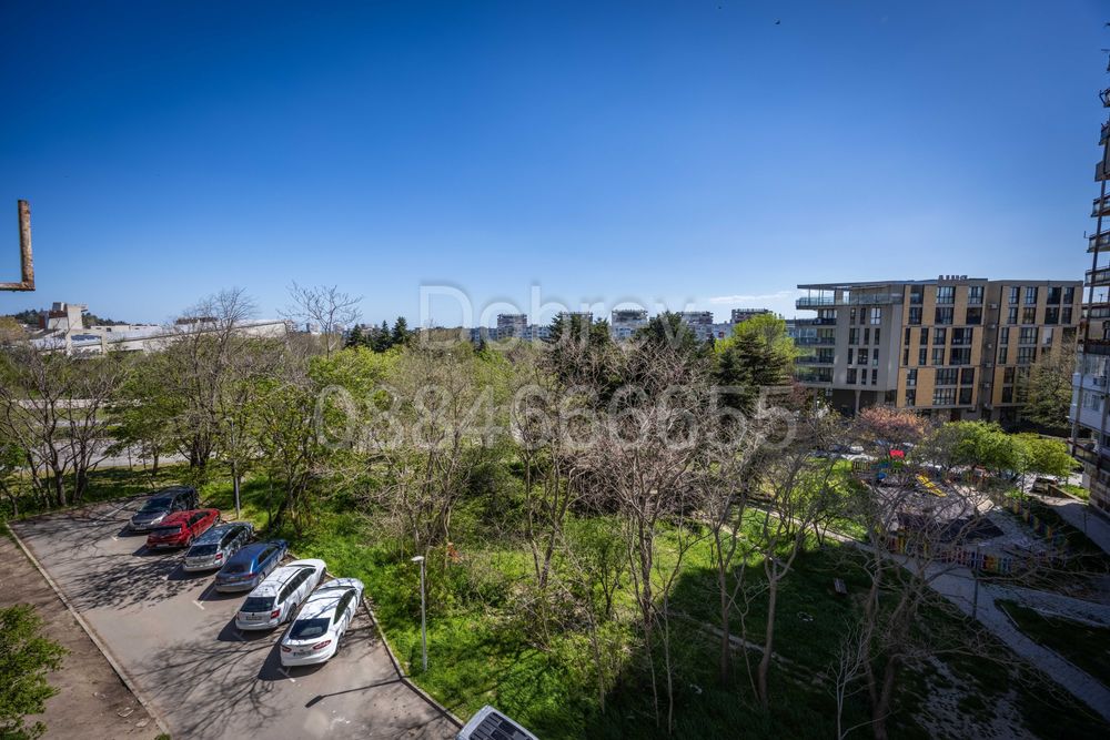 Продава се Многостаен апартамент в Варна, Левски - 140 кв.м за 1020 €/кв.м - Снимка #17