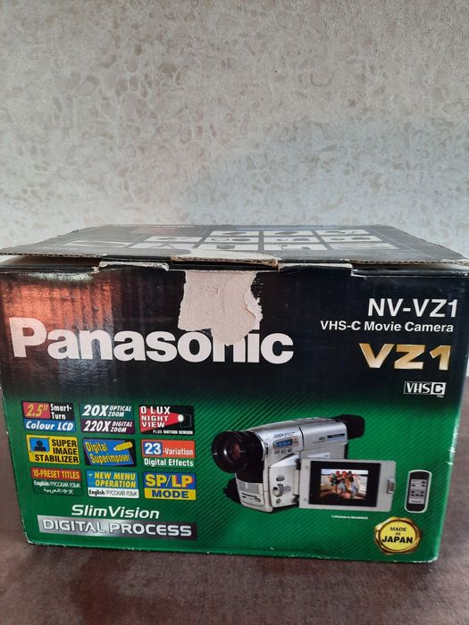 Видеокамера Panasonic NV - VZ1