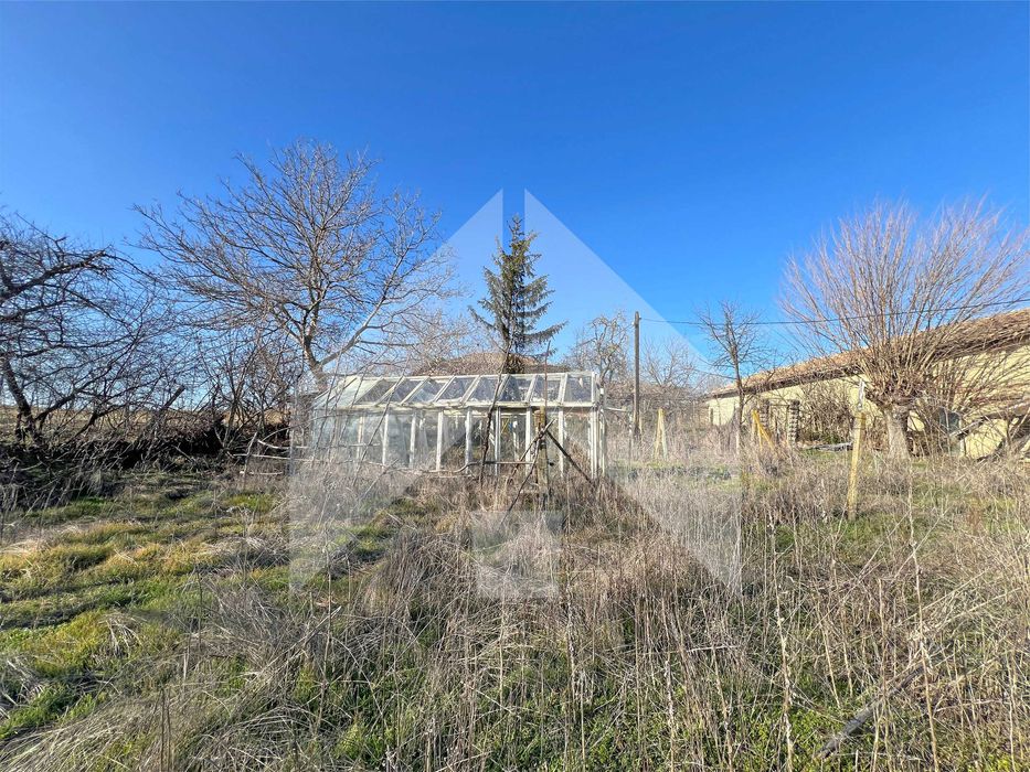 Продава се Къща в с. Мараш, Област Шумен - 169 кв.м за 377 €/кв.м - Снимка #2