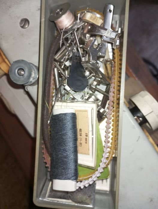 Швейная машинка ЧАЙКА 3