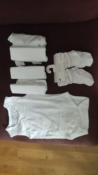 Set unisex basic bebelusi 6-9 luni bumbac plin next nou