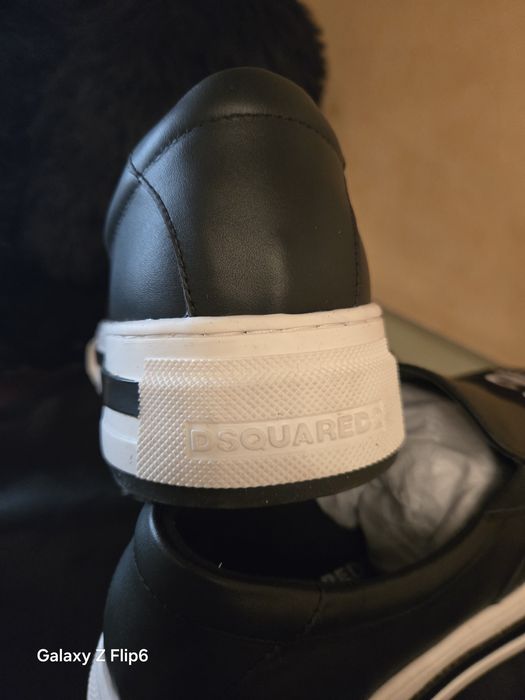 DSQUARED 2 В наличност