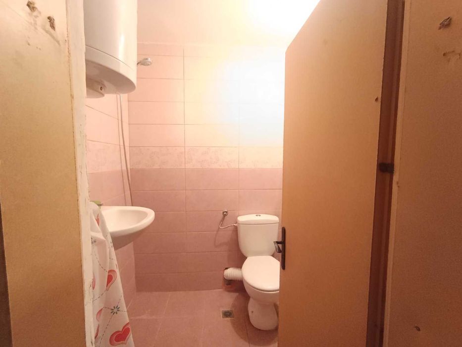 Къща за продажба в с. Габровци