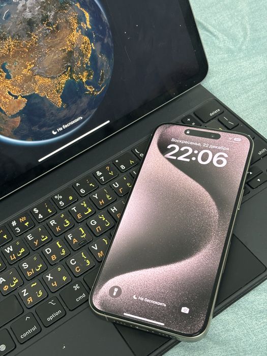 Iphone 15 про макс срочно продаю