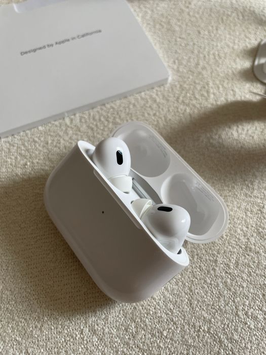 AirPods 2nd Generation (оригинал)