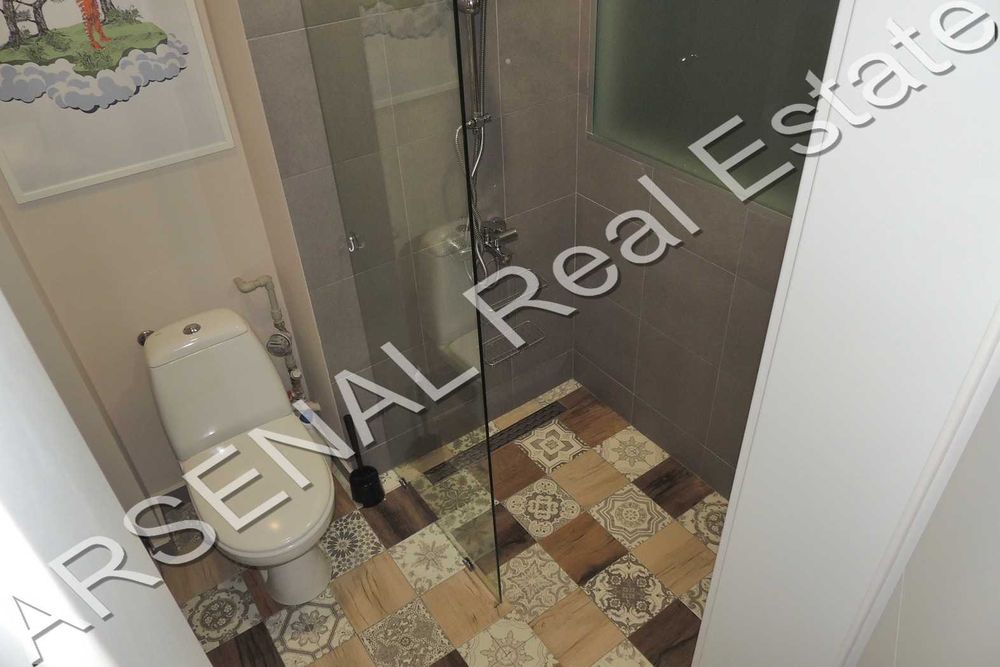 Дава се под наем Тристаен апартамент в София, Лозенец - 88 кв.м за 747.66 € - Снимка #5